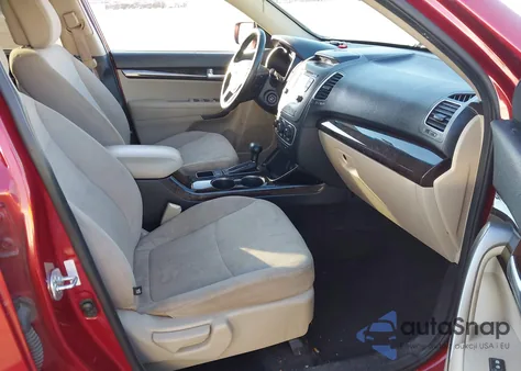 2014 Kia Sorento Lx из США, поврежденный, VIN 5XYKTCA61EG519886